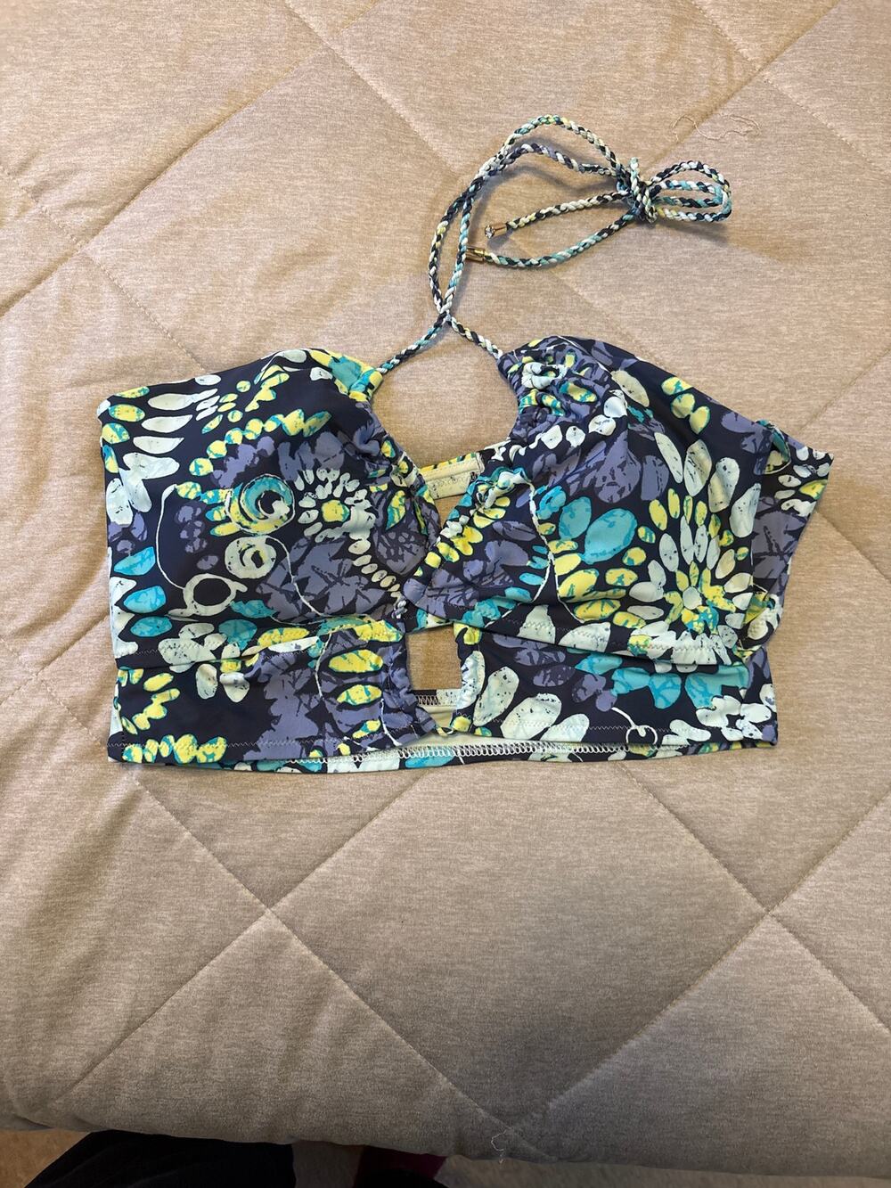 NWT Aerie XL bikini top.